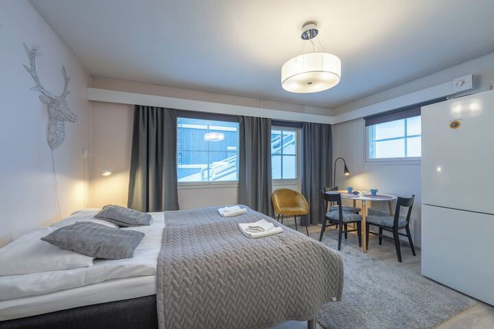 Room 2 of 23