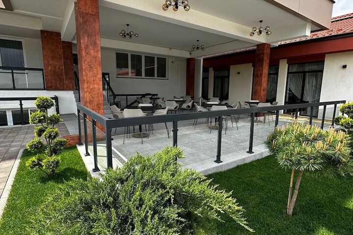 Terrace/Patio 18 of 44