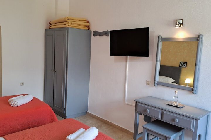 Room 16 of 51