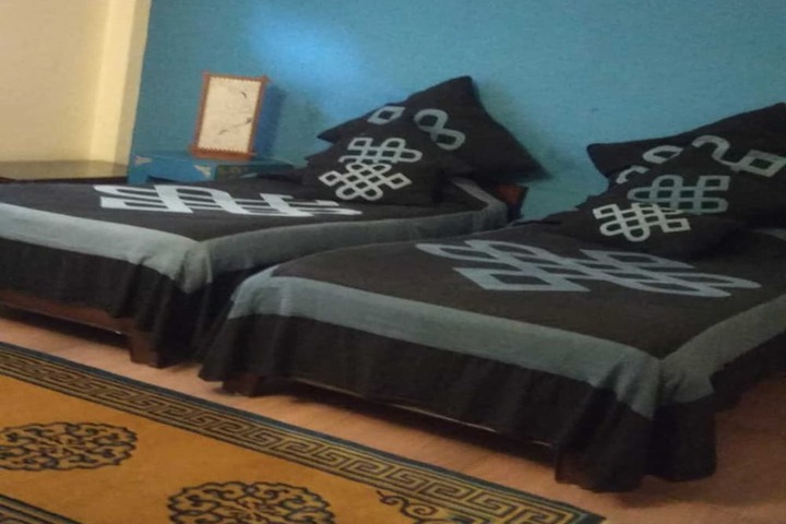 Room 4 of 38