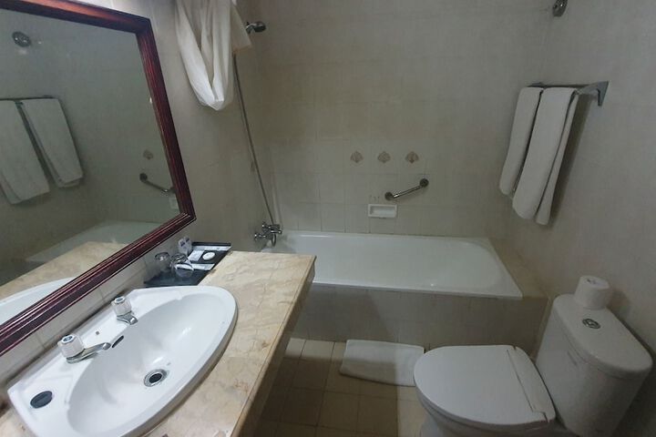 Room 19 of 45
