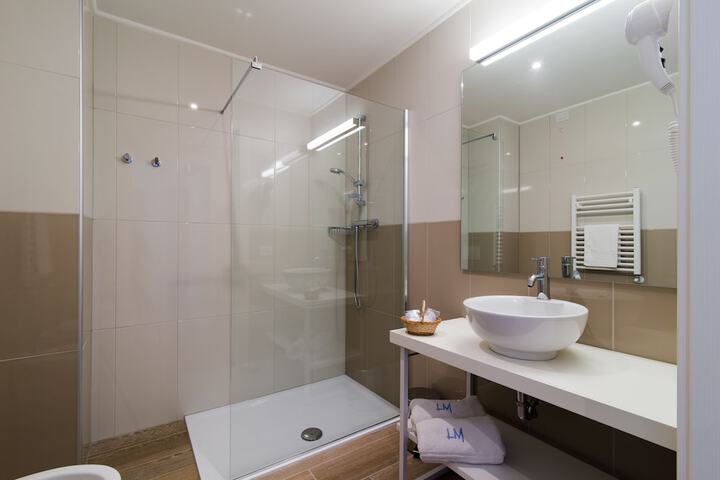 Bathroom Interior Photo