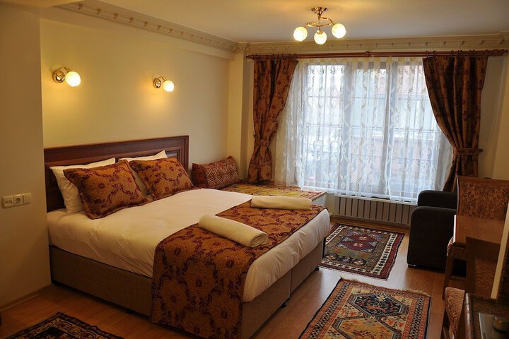 Room 2 of 26