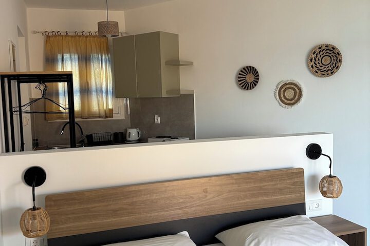 Room 15 of 41