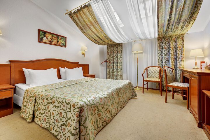 Room 19 of 56