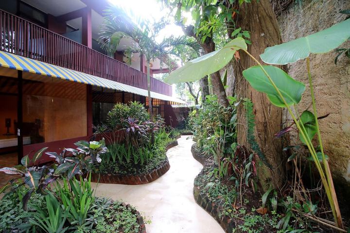Property Grounds 29 of 35