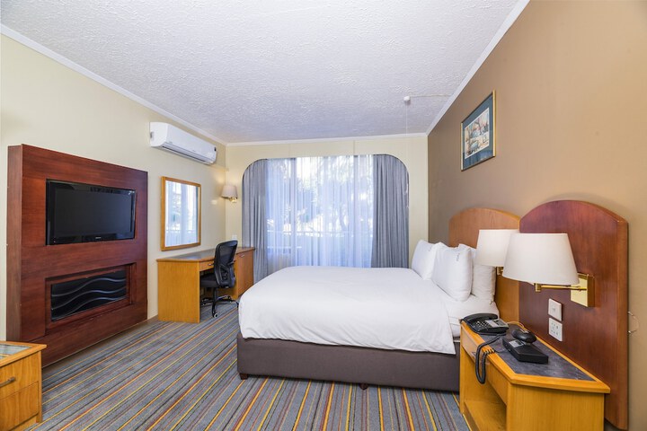 Room 46 of 184
