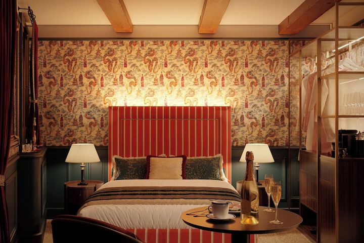 Room 8 of 36
