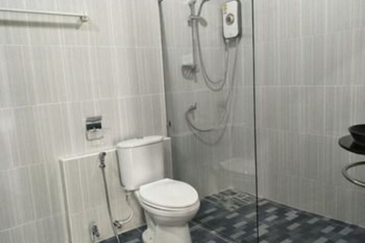 Room 3 of 15