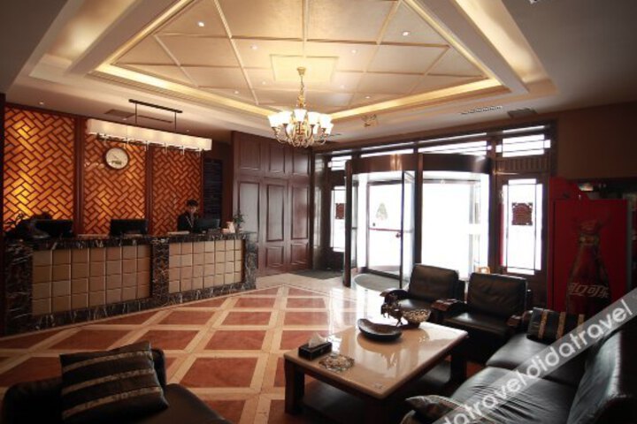 Seasons Garden Hotel