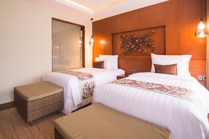 Room 5 of 43