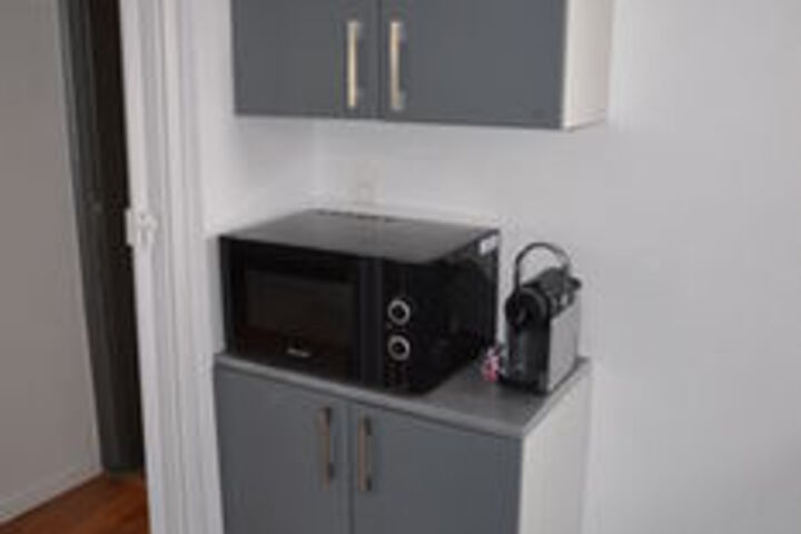 Room 9 of 15