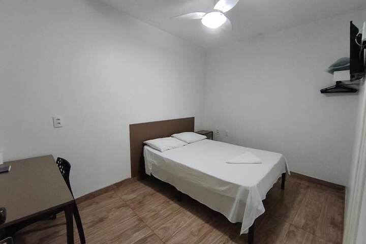 Room 14 of 50