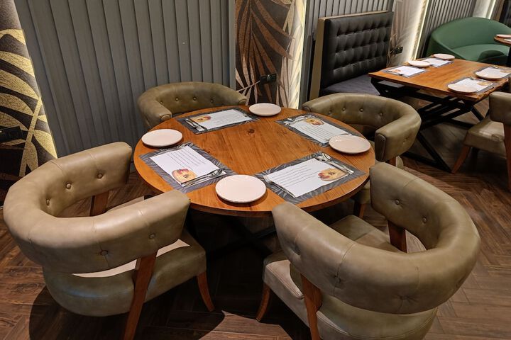Dining 66 of 87