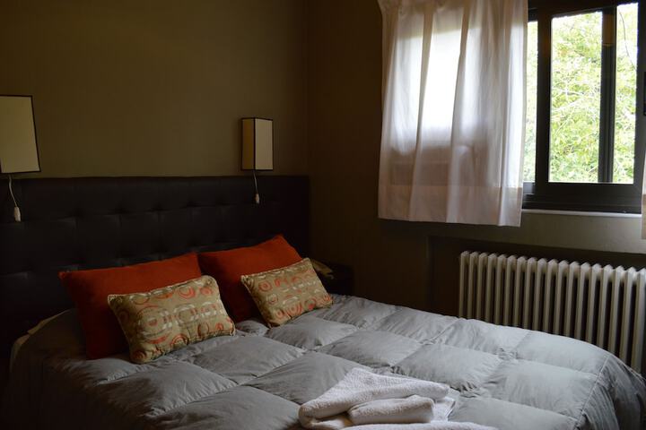 Room 11 of 35