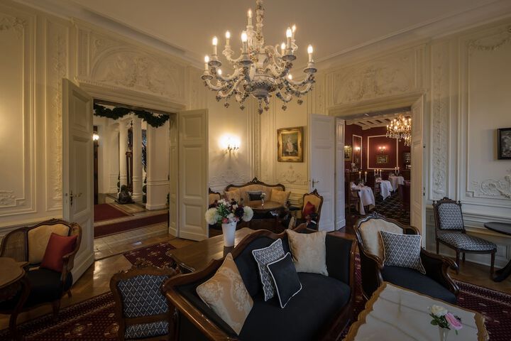 Lobby Entry
