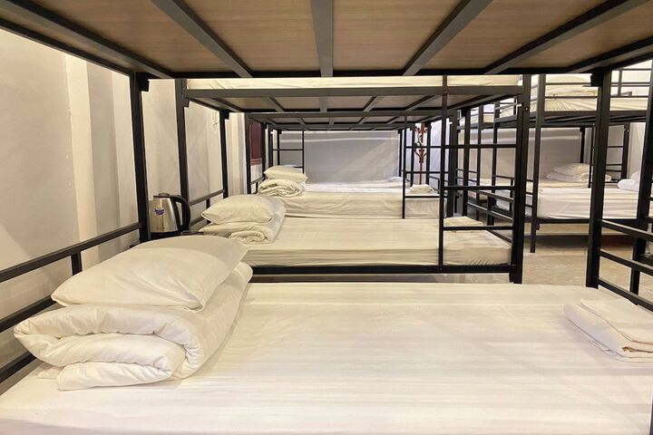 Room 14 of 42