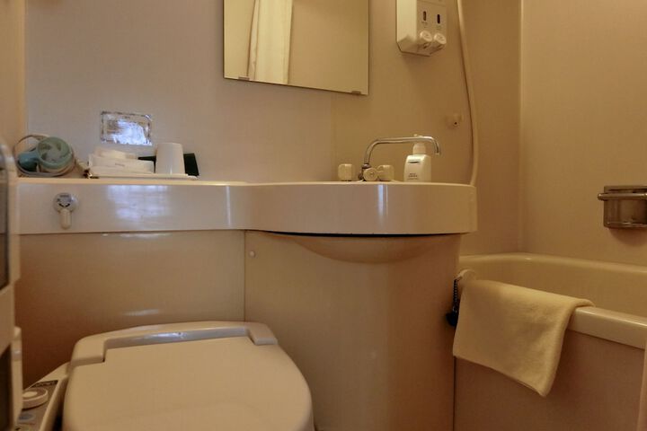 Room 21 of 51