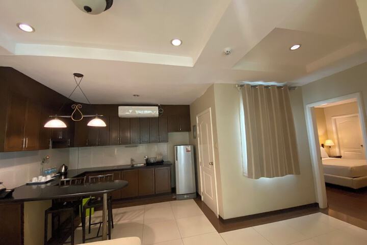 Room 4 of 49