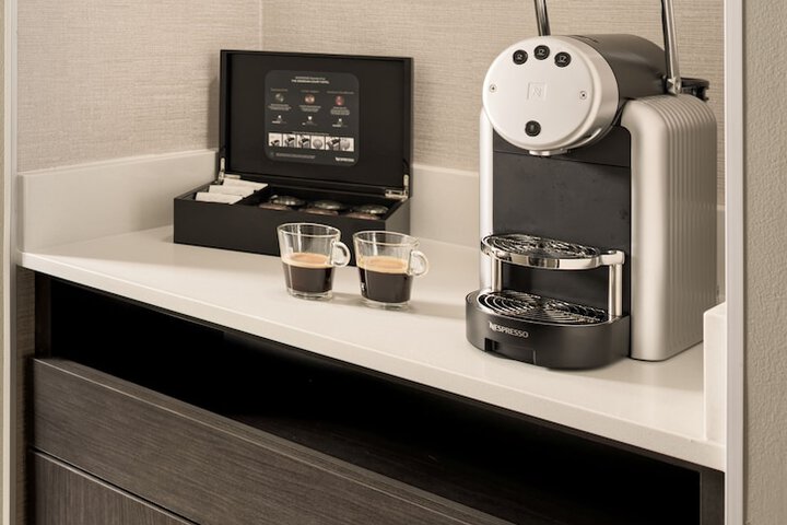 Breakfast/Coffee Service 23 of 37