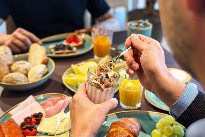 Breakfast/Coffee Service 41 of 44