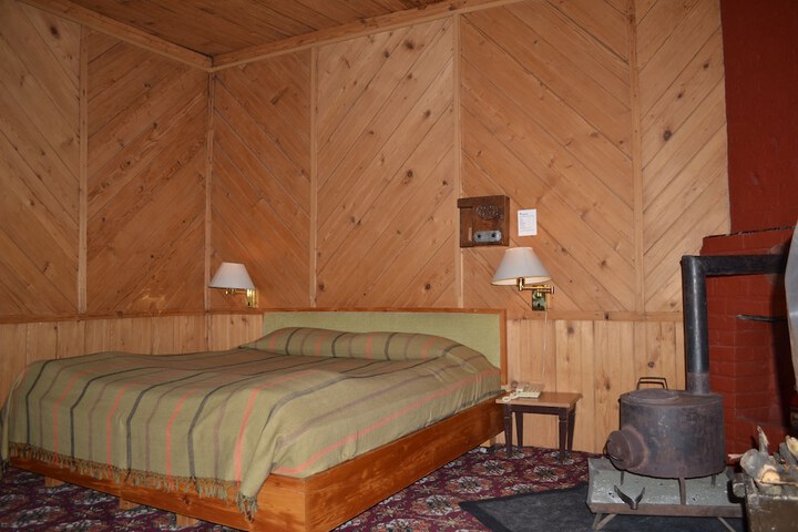 Room 5 of 36