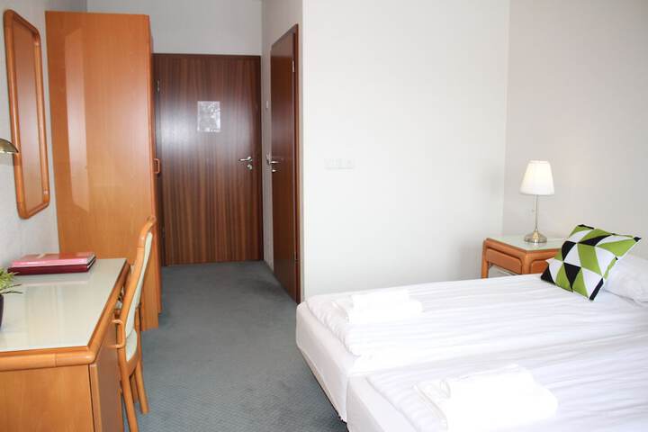 Room 29 of 29