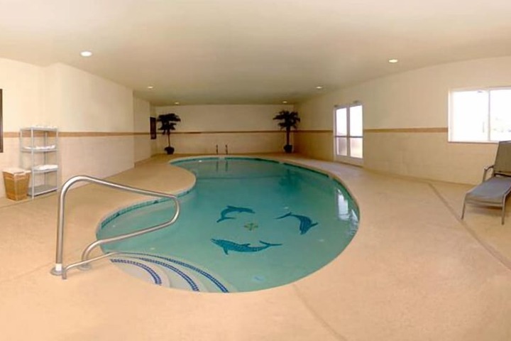 Pool 34 of 47