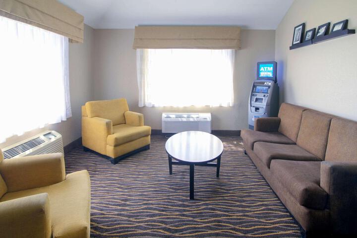 Queen Bed Accessible (7 of 22)