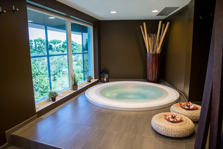 Relaxing Spa
