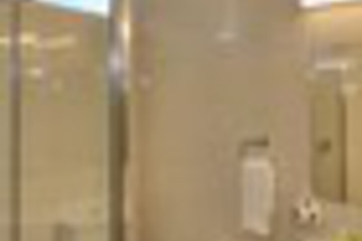 Room 104 of 138