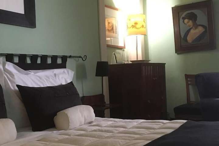 Room 27 of 63