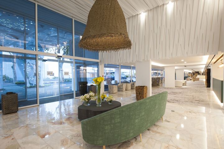 Reception hall