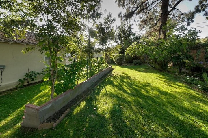 Property Grounds 11 of 12