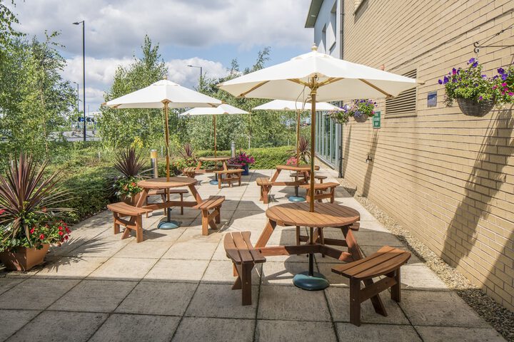 Terrace/Patio 21 of 60