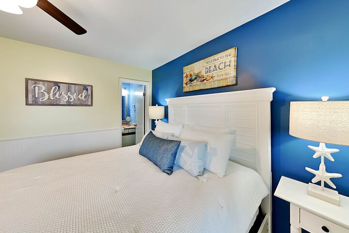 Room 12 of 50