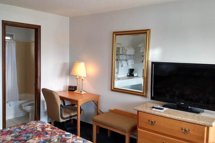 Room 12 of 29