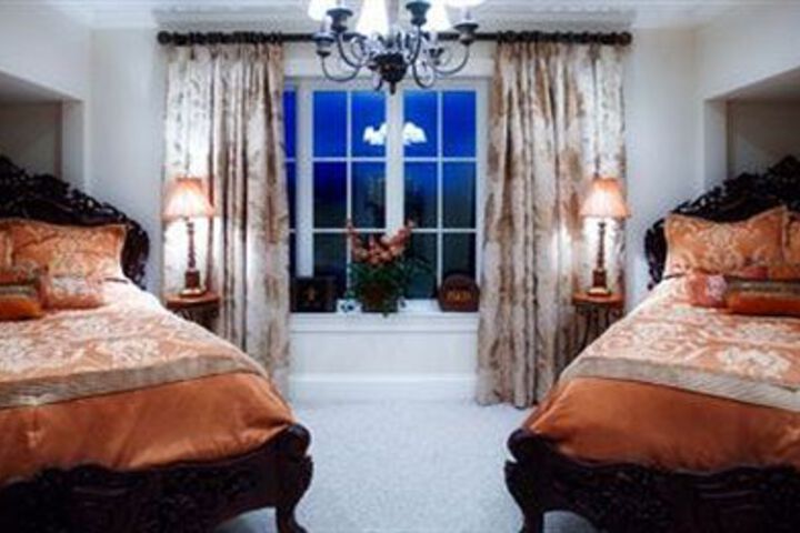 Room 10 of 81