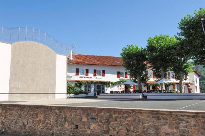Hotel Restaurant du Fronton - Maison Bonnet