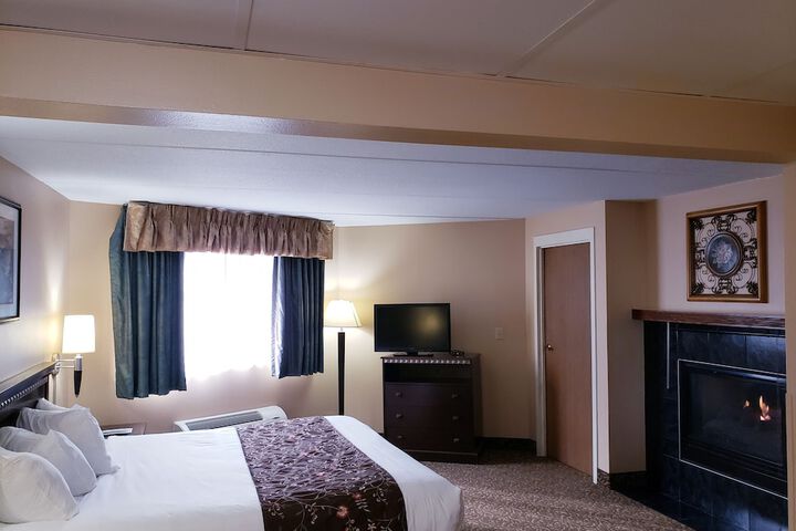 1 King Bed (19 of 21)