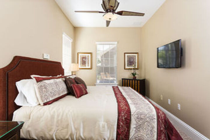 Room 26 of 62