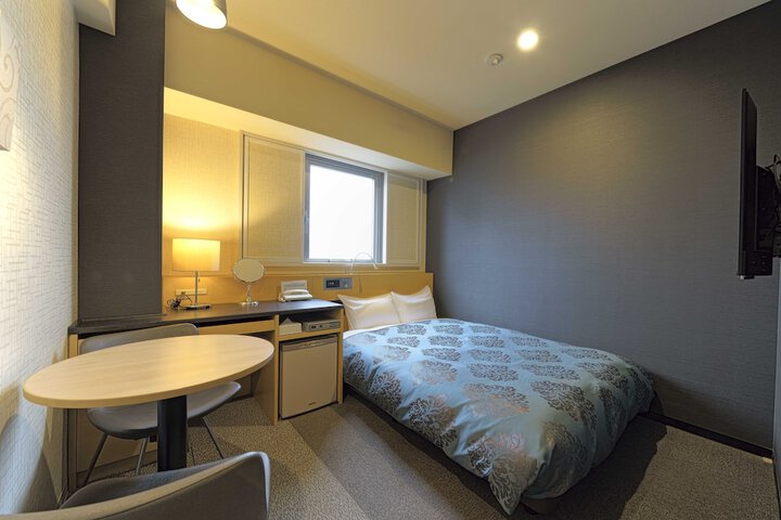 Room 19 of 40