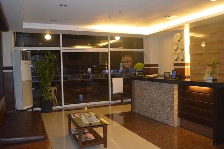 Hotel Interior 4 of 67