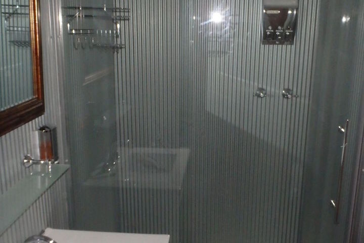 Room 26 of 47