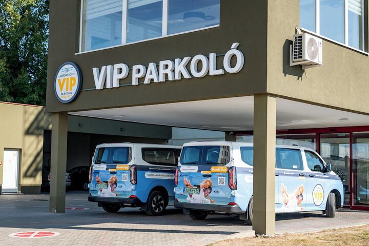 Airport shuttle