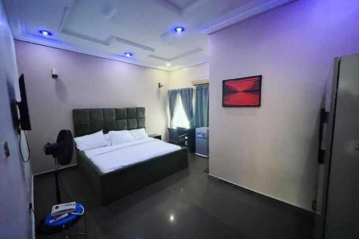 Room 14 of 53