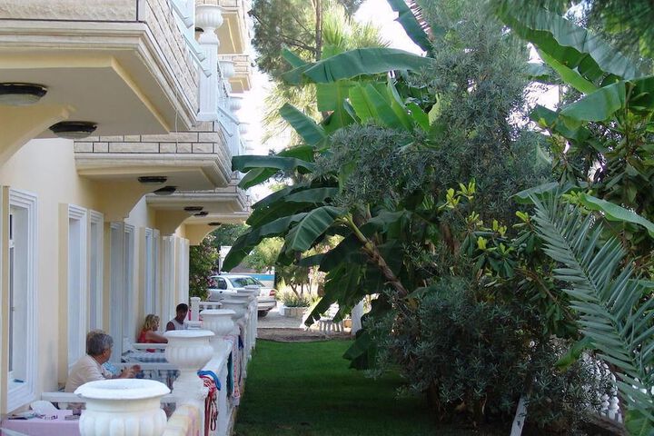 Hotel 16 of 16