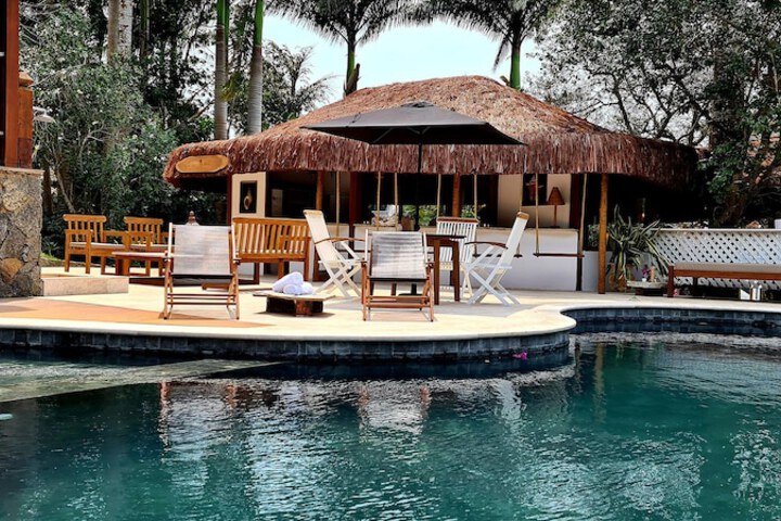 Pool 121 of 142