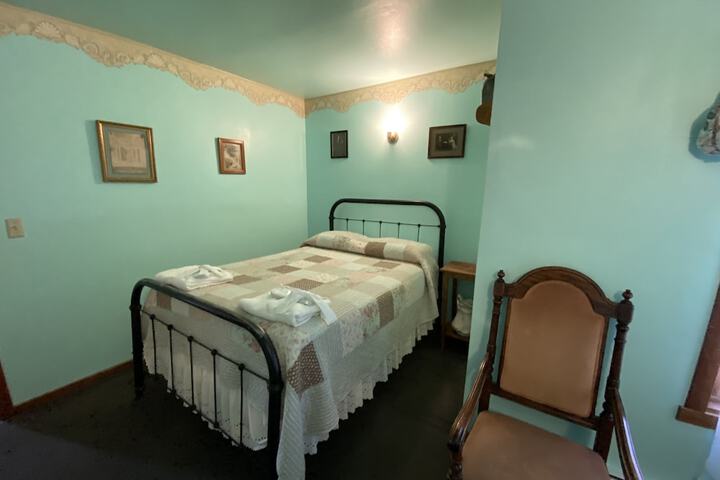 Room 7 of 81