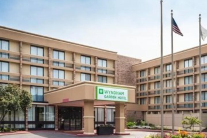 Image of Radisson Hotel Schaumburg
